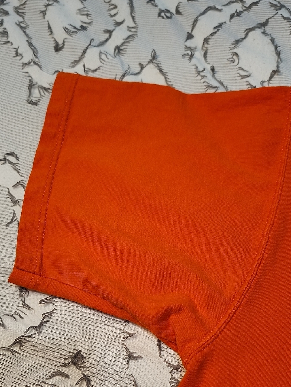 Vintage 90's LL Bean Russell Athletic Orange Pocket T-shirt - Picture 4 of 8